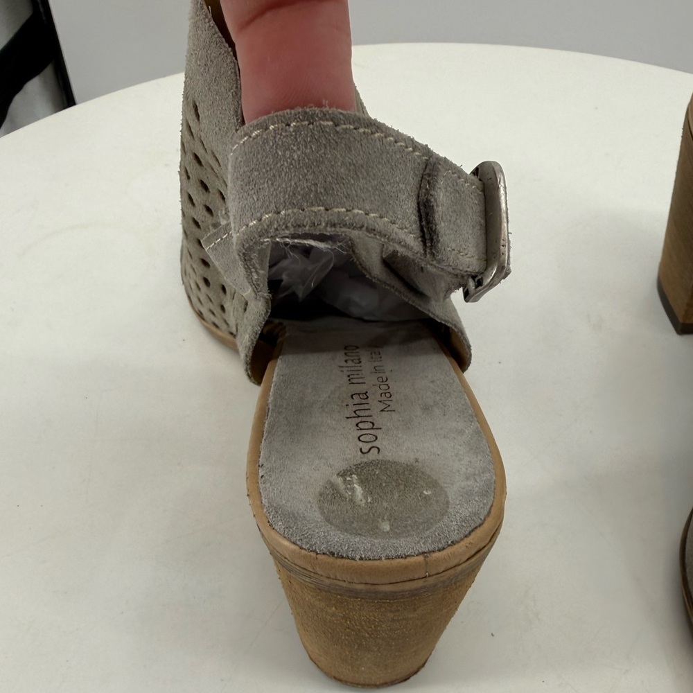 Sophia Milano Italy Grey Suede Perforated Slingback Block Heel Size Est 6-7 - Picture 10 of 13